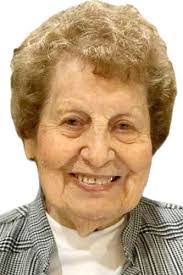 Wanda Counts's Instagram, Twitter & Facebook