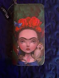 Cartera Frida Kahlo con inserciones para tarjetas de crédito y cremallera  para monedas. Lo suficientemente grande como para caber en el teléfono  celular.