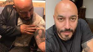 Aunque lupillo rivera ha preferido no mostrar su nueva adquisición de manera oficial, los fans creen haber descifrado de qué se trata. Video Asi Se Borro Lupillo Rivera El Tatuaje De Belinda Y Lo Presumio