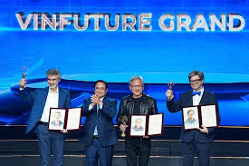Đạt giải thưởng lớn VinFuture 2024, Chủ tịch NVIDIA Jensen Huang nói gì?