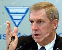 Ben Lipps's Instagram, Twitter & Facebook