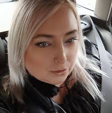 Dominika Chorosińska w emocjonalnym nagraniu ostro krytykuje wybór nowego  marszałka Sejmu. Internauci nie pozostali obojętni. Link w komentarzu