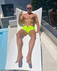 Jun 13, 2021 · jesse lingard certainly does not seem to have let being cut from england's final euro 2020 squad dampen his enthusiasm for the tournament. Erling Haaland Jesse Lingard Dele Alli And Co Make The Most Of Their Time Off During The Euros Saty Obchod News