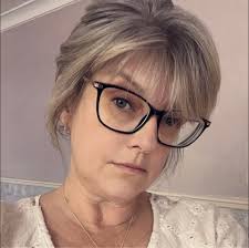 I'm need of a room/place/shared house for rent I'm not fussy I'm desperate  😩 £500 a month maximum and I can pay £700/800 today 1months rent £500 and  £200/300 deposit but the