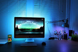 Downloade dieses freie bild zum thema apple monitor schreibtisch aus pixabays umfangreicher sammlung an public domain bildern und videos. Mac Dem Anmeldebildschirm Einen Neuen Hintergrund Verpassen