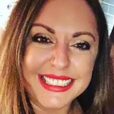 Who is everyone?!? Pets are better behaved than kids at restaurants. Speak  for yourself.