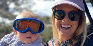 Torah Bright responds to headstand breastfeeding photo