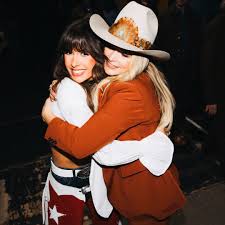 Country Music artist Miranda Lambert has served as a close friend and great  mentor to rising stars Lainey Wilson and Ella Langley ! #WomenOfCountry  #CountryGirlPower #CountryMusicQueens