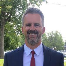 Darin Moon's Instagram, Twitter & Facebook