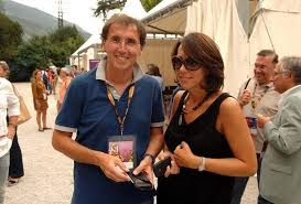 Carica che ha ricoperto fino a gennaio 2014 quando si è dimessa dopo le. Benevento Il Prete Del Rifiuto Alla De Girolamo Non Puo Fare La Madrina E La Legge La Madre Lo Ha Capito Il Mattino It