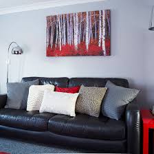 The modernity of the whites and furniture gives this space a very contemporary elegance. Red Room Ideas