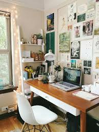 This post shares all of the sources and how to make a home office space of your own! Pinterest Morgdamore Decorate Your Life Decorate Your Style Simple Desk Decor Home Decor Home Office Decor
