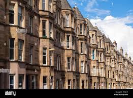 Tenement housing hi-res stock photography and images - Alamy