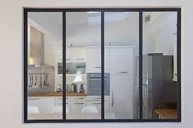 Profil a visser ou coller (silicone). Verriere Sur Mesure De Style Atelier D Artiste D Interieur En Acier Pour Separer Deux Pieces