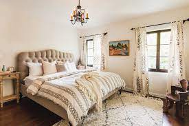 Amazing gallery of interior design and decorating ideas of beige headboard in bedrooms by elite interior designers. Beige Headboard Photos Design Ideas Remodel And Decor Lonny