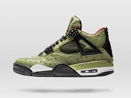 What do you get when you cross one of the coolest rappers of our time with the most iconic sneaker the shoe is finished with travis's trademark mismatching swoosh's alongside rope laces and that signature fat sb dunk tongue complete with. The Shoe Surgeon Spins Travis Scott S Cactus Jack Air Jordan 4 Sneaker Freaker