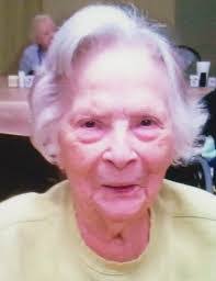 Lillie Belle's Instagram, Twitter & Facebook