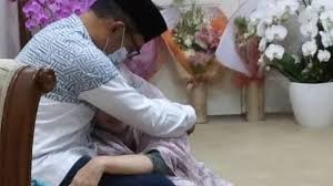 Orang miskin jadi kaya, lupa akan dirinya. Wxr5 N5ipi Bhm