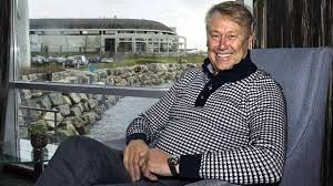 Åge fridtjof hareide (born 23 september 1953) is a norwegian football manager for rosenborg bk, and most recently managing the denmark national football team. Age Hareide Det Storste Jeg Har Gjort Som Trener Smp No Pluss Eksklusive Nyheter Fra Sunnmorsposten Forbeholdt Abonnenter