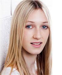 Brianna Cox's Instagram, Twitter & Facebook