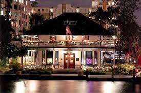 Fort Lauderdale Christmas 2022 Holiday Lights Cruise Aboard Riverfront Cruise 2022 - Fort Lauderdale