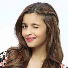 Listen to playlists featuring Saraswatichandra ~ Kumud And Saras BG (Maan  Ki Door) by Hajra online for free