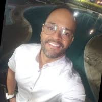 50+ perfiles de «Oswaldo Rincón»