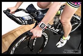 Indoor Radtraining Mit Rollentrainer Unterhaltsam Gestalten Meine Tipps Training Rollentrainer Rennrad