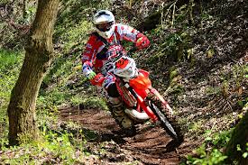 Yamaha f1zr 2000 tasikmalaya : Pria Naik Sepeda Motor Trail Siang Hari Motorcross Enduro Sepeda Motor Salib Motorsport Naik Motorcross Pxfuel