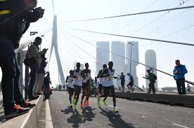 13 hours ago · abdi nageeye (mogadiscio, 2 marzo 1989) è un maratoneta e mezzofondista somalo naturalizzato olandese. File 20170409 Groep Met Abdi Nageeye Terug Over De Erasmusbrug Jpg Wikipedia