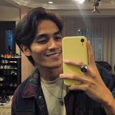 Adam Malek's Instagram, Twitter & Facebook