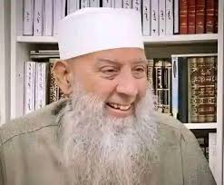 The great international hadith teacher Sheikh Abu-Ishaqal Huwainiy  Alathariy die tonight May his soul rest in peace.