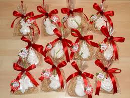 Kesote 100 pezzi di 3d segnaposti di farfalla segnabicchiere di festa nuziale decorazione di di matrimonio, festa di compleanno, 50 bianchi + 50 rosa, 11 x 17cm. Gessetti Profumati Natalizi Natale 3 Confezione Compresa Di Rafia Color Legno Nastrino Al Decorazioni Natalizie Idee Fai Da Te Natale Fai Da Te Decorazioni