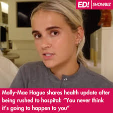 She revealed her "severe pain" ❤️ ⬇️