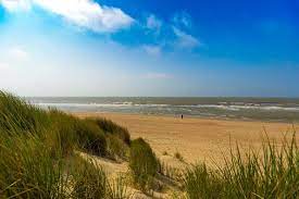 Article 240b, number 1 prohibits the production, distribution, possession and sale of child pornography, and gaining access to it by means of the internet. Urlaub Am Meer Die 6 Schonsten Strande In Belgien Reisewelt