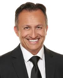 9 Sunnyfield Dr, Rolling Hills Estates, CA 90274