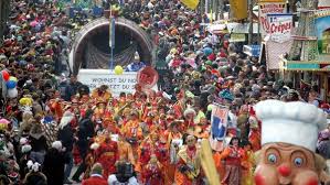 Laura aus wildpoldsried möchte miss germany werden. Maibaum Madness Celebrating May Day In Germany 40 German