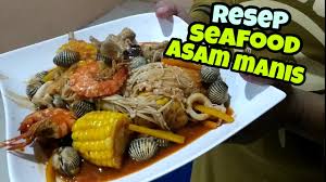 Aneka seafood segar berpadu dengan tofu dan kuah yang gurih pedas. Resep Mudah Membuat Seafood Asam Manis Pedas Kerang Dara Youtube