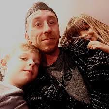 Sean Ruhl's Instagram, Twitter & Facebook