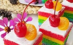 Rainbow cake ini bisa juga di jadikan sebagai suguhan untuk tamu atau untuk keluarga anda di saat sedang kumpul bareng. Mudahnya Bikin Rainbow Cake Kukus Dicoba Yuk Okezone Lifestyle