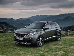 Le 3008 ne propose le coloris gris foncé gris platinium que sur la version gt. Peugeot 3008 Gt 2017 Pictures Information Specs