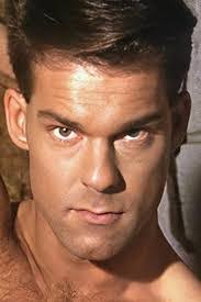 Zak Spears's Instagram, Twitter & Facebook