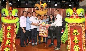 Tan sri datuk ter is the executive chairman of sunsuria berhad which is a public listed property. New Name Same Great Food The Star