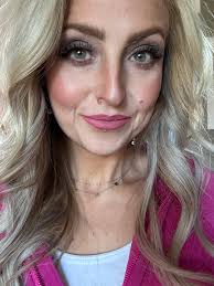 I asked ChatGPT, “If you gave me an award for 2025, what would it be?” Your  award: “The Calm-in-the-Chaos Builder.” Here's why you actually earn it  (not a participation trophy): You don't