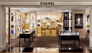 Boutique Of The Week The Chanel Shop At Bergdorf Goodman Thefashionspot Bergdorf Goodman Shop Interior Design Interior Rugs