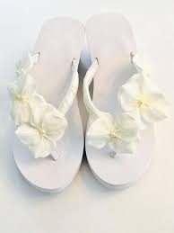 Bridal Flip Flops Wedges Pearl Flower Beach Wedding Shoes Etsy Bridal Flip Flops Beach Wedding Shoes Wedding Flip Flops