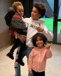 Kylian mbappe très complice avec son petit frère ethan. Ethan Mbappe Facebook