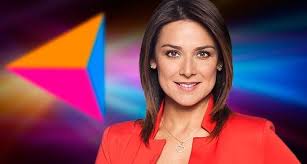 Es abogada, presentadora, coach espiritual y mamá de un adolescente. Silvia Corzo Fan Club Silvia Corzo En La 51a Emision De Cuatro Caminos