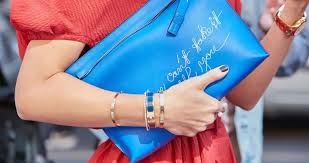 Gently rub the silver with the cloth several times. Top Jewelry Brands 10 Jewelry Designers You Should Know Worthy