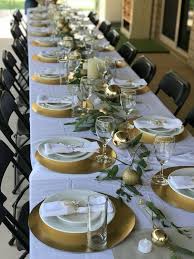 35 Best Christmas Table Decoration Ideas Xmas Table Decorations Christmas Table Centerpieces Christmas Dining Table